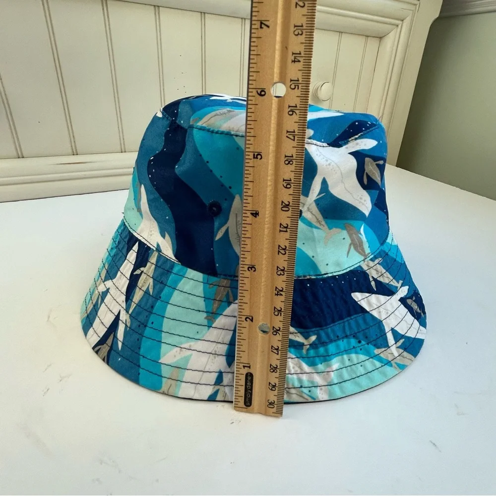 NEW UV Skinz Reversible Blue Shark Bucket Hat UPF50+ Vacation Boys SZ 6 Unisex